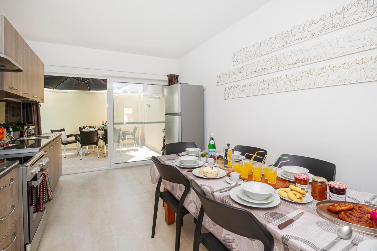 Summer Breeze 3 Bedroom Family Maisonette With Sunny Terrace In Mellieha - By Getawaysmalta 외부 사진