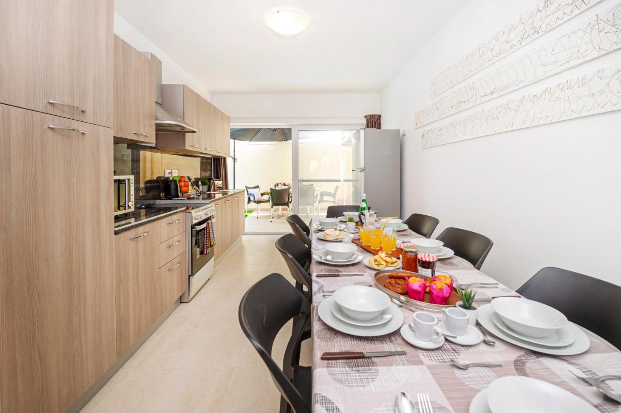Summer Breeze 3 Bedroom Family Maisonette With Sunny Terrace In Mellieha - By Getawaysmalta 외부 사진