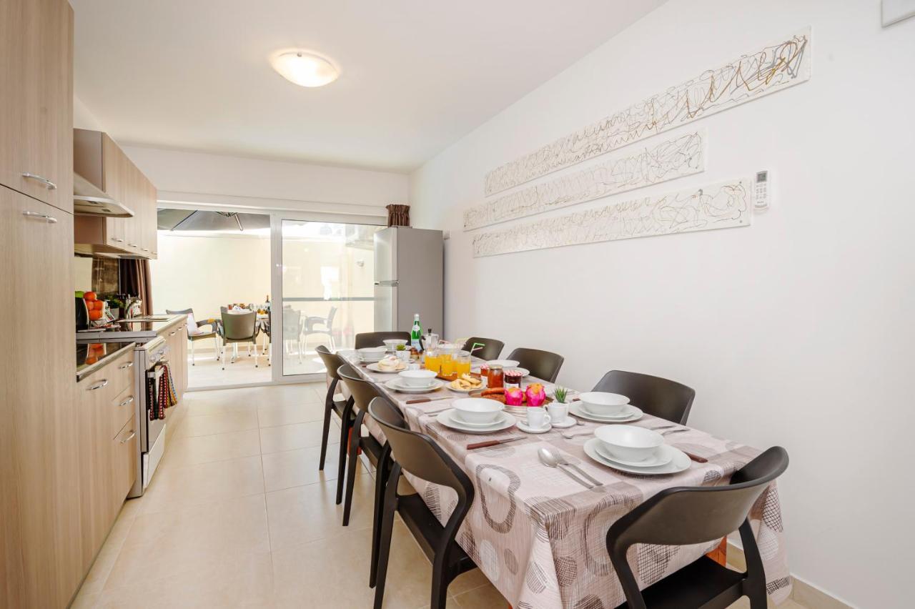 Summer Breeze 3 Bedroom Family Maisonette With Sunny Terrace In Mellieha - By Getawaysmalta 외부 사진