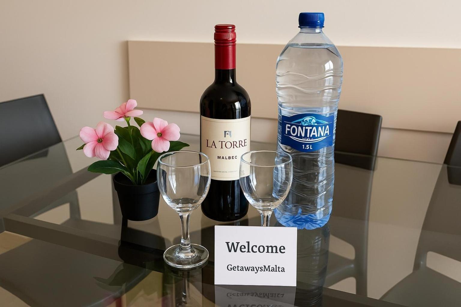 Summer Breeze 3 Bedroom Family Maisonette With Sunny Terrace In Mellieha - By Getawaysmalta 외부 사진